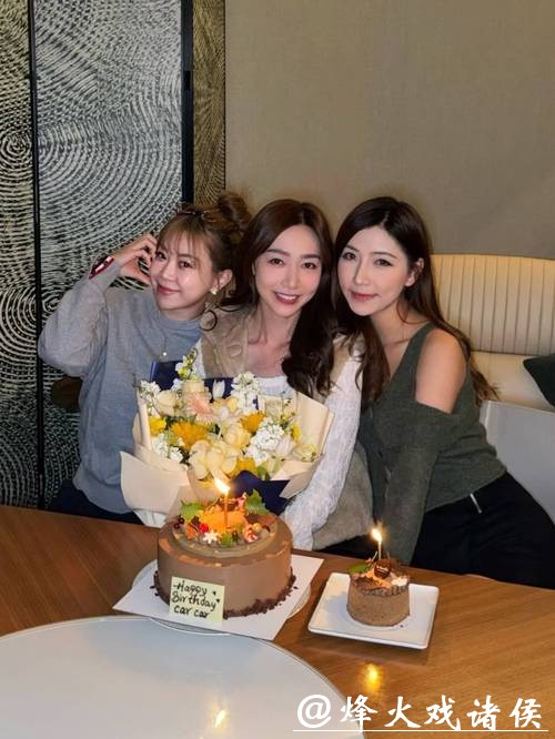 前港姐冠军原来是富二代,目前和家人同住五千万港元的豪宅 前港姐冠军原来是富二代,目前和家人同住五千万港元的豪宅